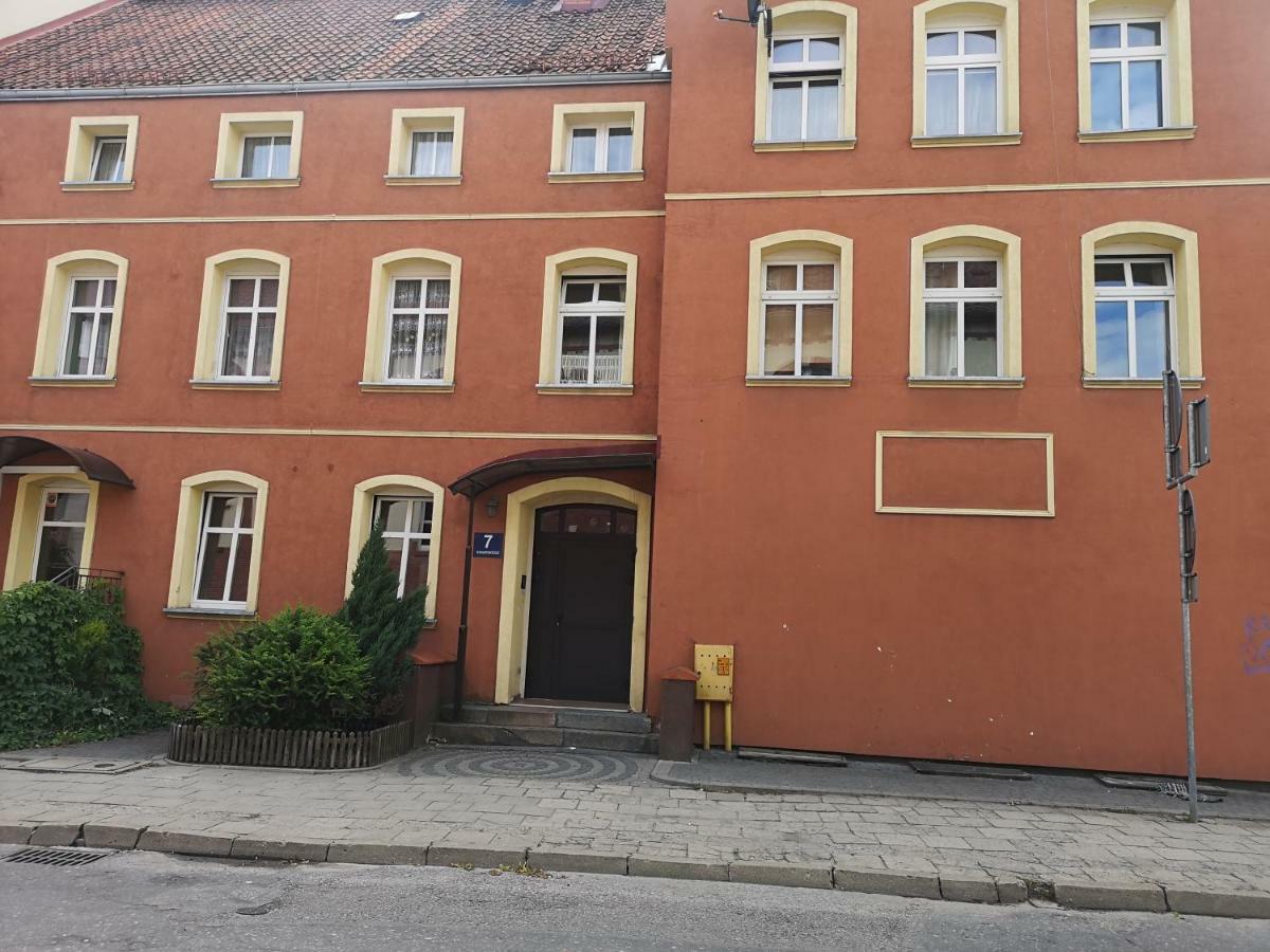 Mieszkanie W Centrum Gizycka Na Doby Giżycko Kültér fotó